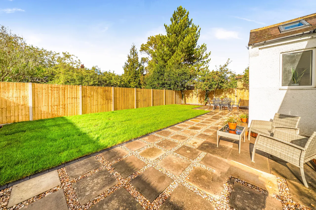 Keats Close, Bedford, photo 20