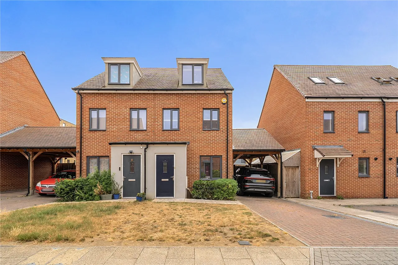 Mercer Avenue, Castle Hill, DA10, photo 2