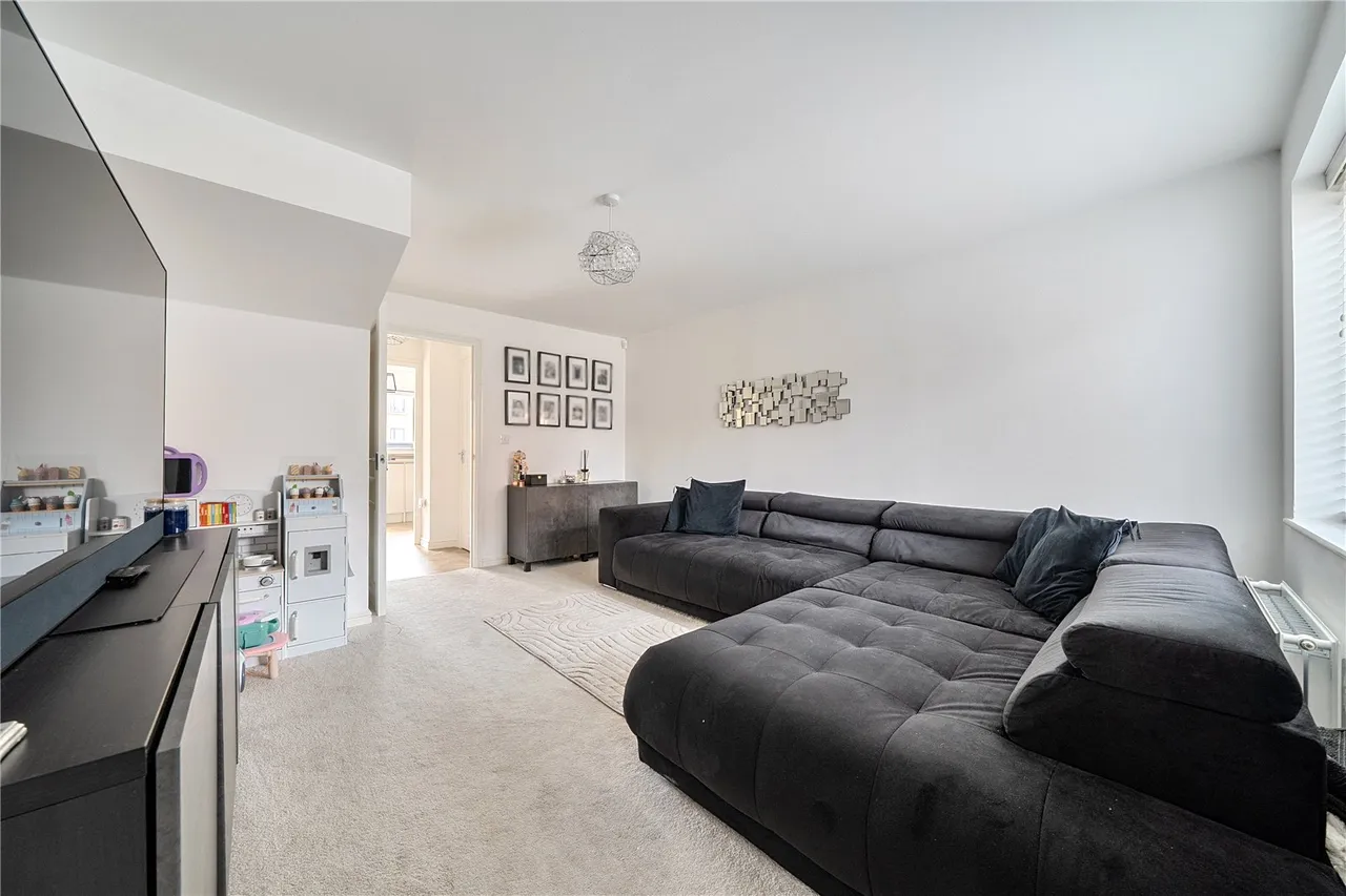 Mercer Avenue, Castle Hill, DA10, photo 13