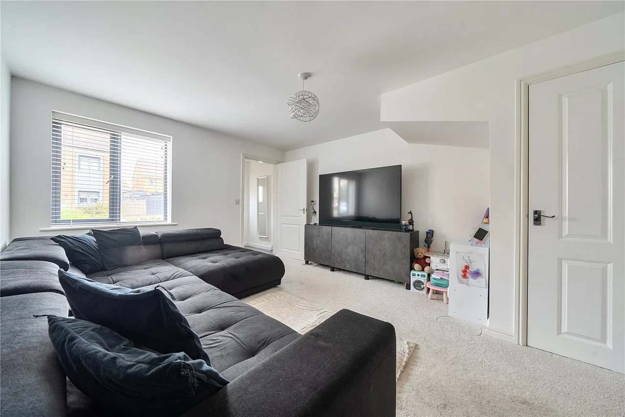 Mercer Avenue, Castle Hill, DA10, photo 12