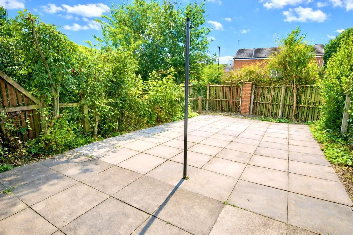 Headford Gardens, photo 12