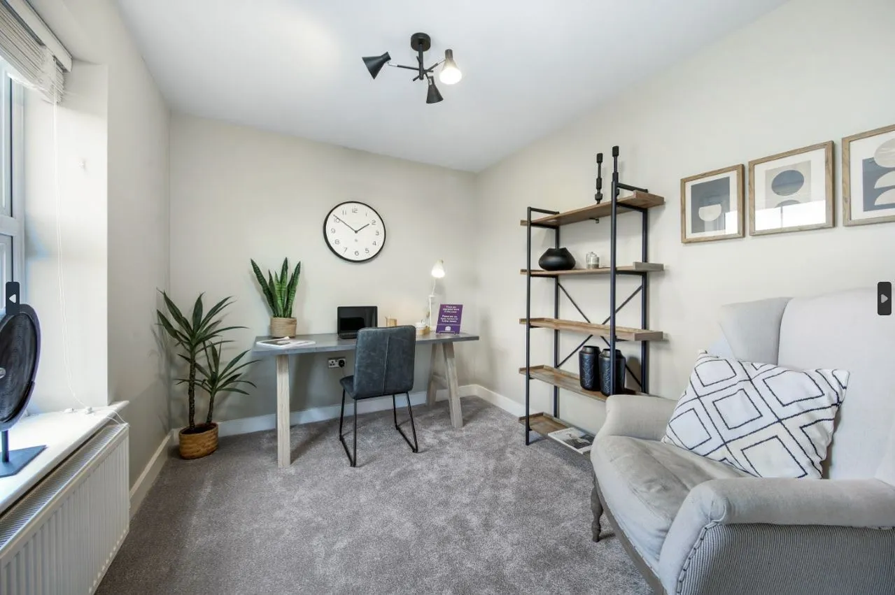 Coventry Lane, Bramcote, NG9, photo 9