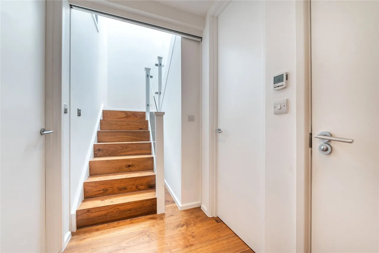Long Walk, London, SE1, photo 12