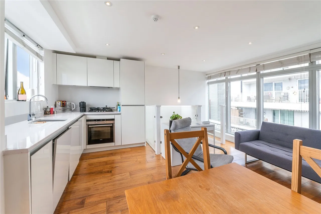 Long Walk, London, SE1, photo 11