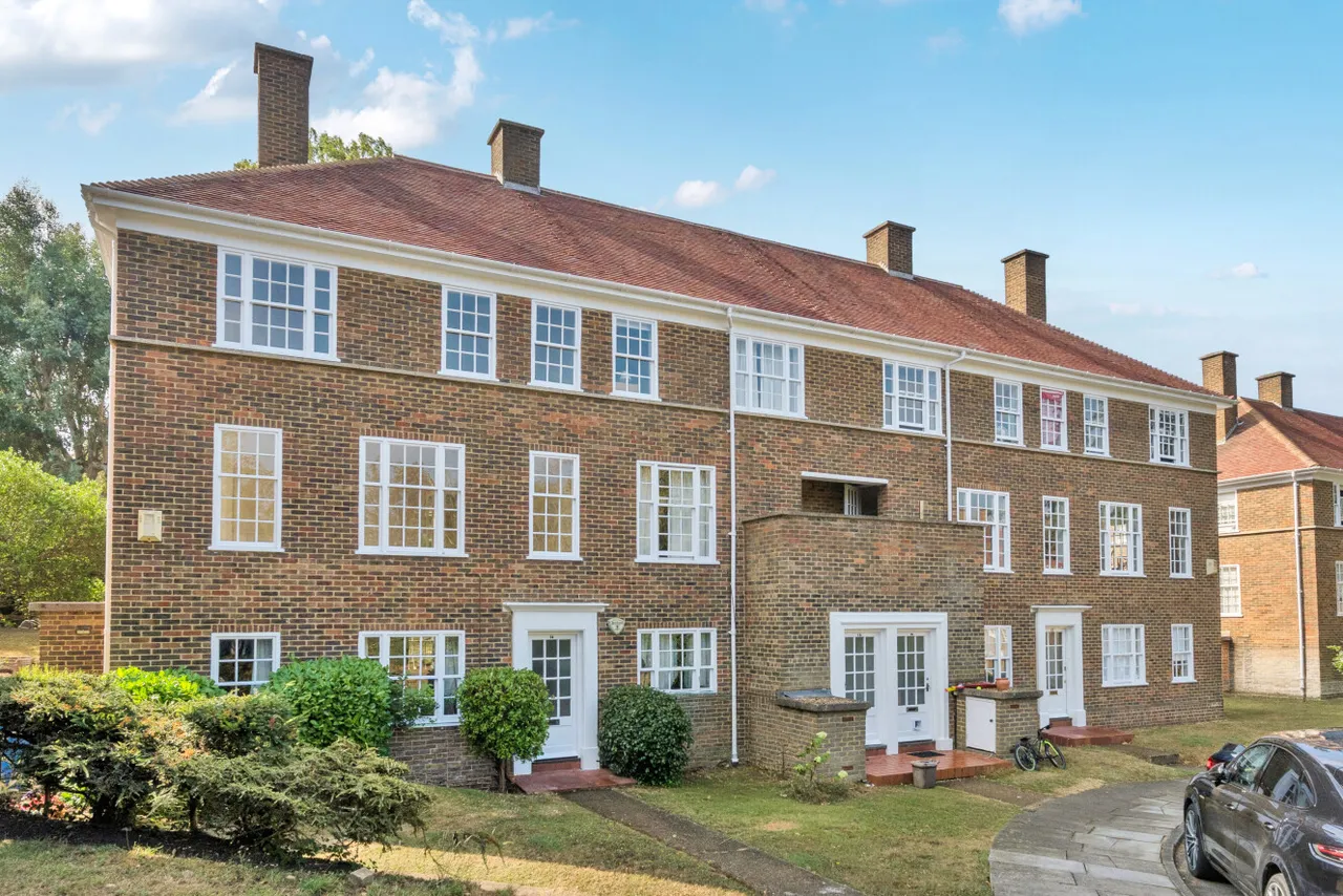 3 bed flat for sale — College Road, London, SE21