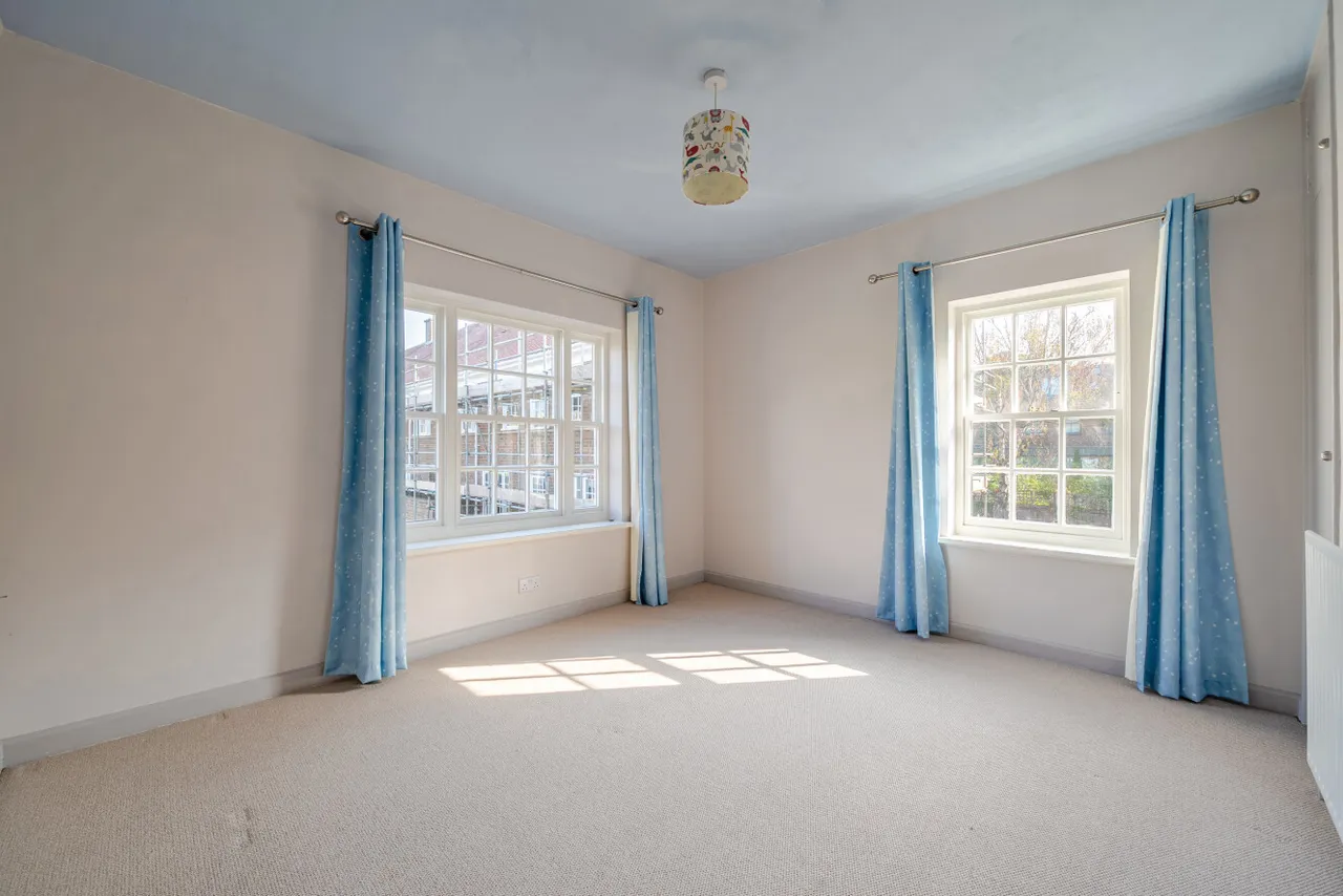 College Road, London, SE21, photo 7