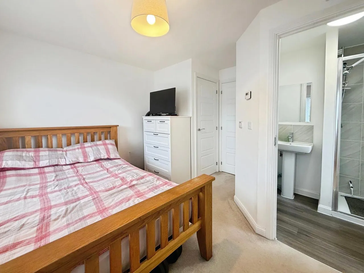 Blackmoor Drive, Basingstoke, Hampshire, RG24 9QY, photo 6