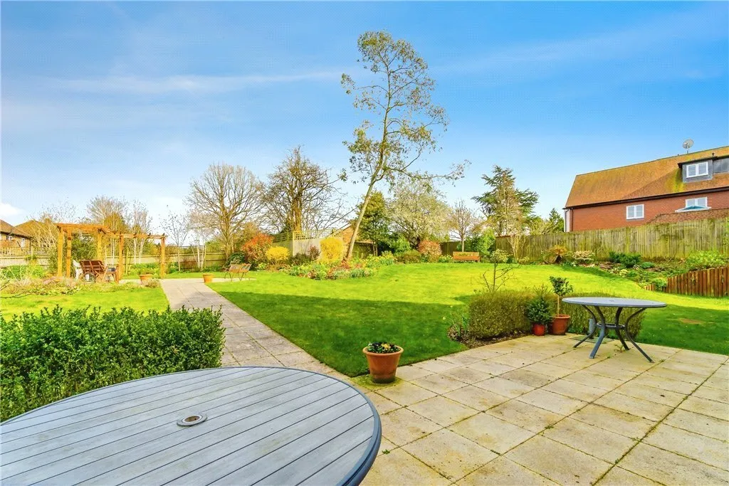 Limpsfield Road, Warlingham, Surrey, CR6, photo 14