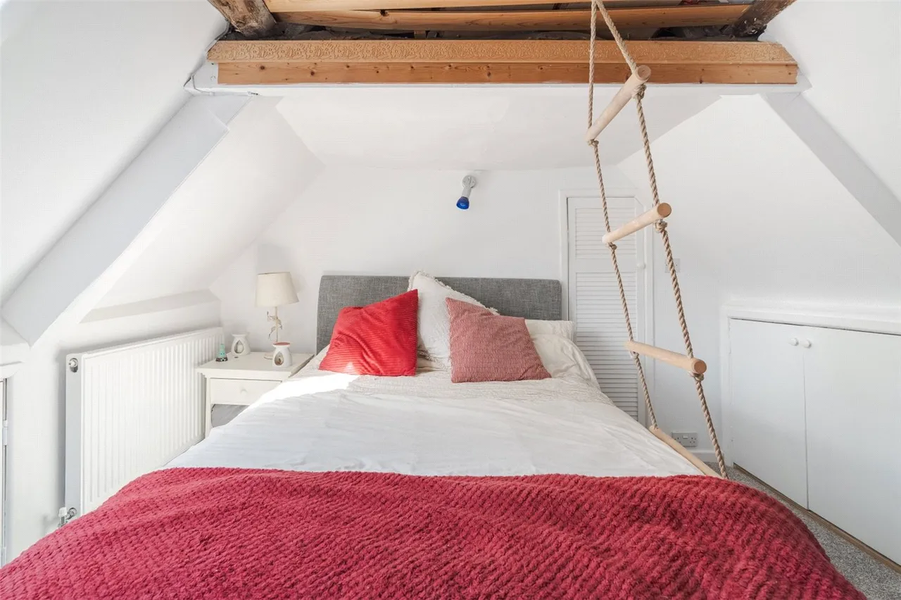 3 bed flat for sale — East Street, Wimborne, Dorset, BH21