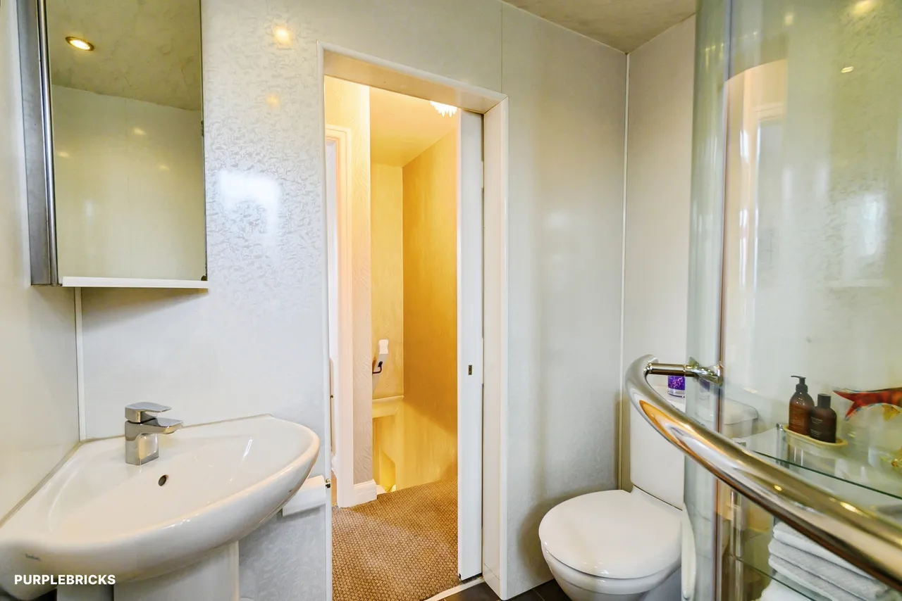 Castleway, Rochdale, OL11, photo 23