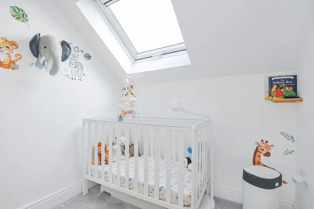 Swakeleys Road, Ickenham, photo 19