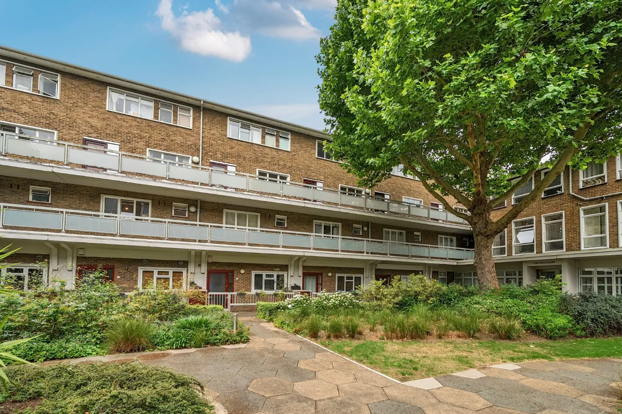 3 bed flat for sale — Renfrew Road, Kennington, London, SE11