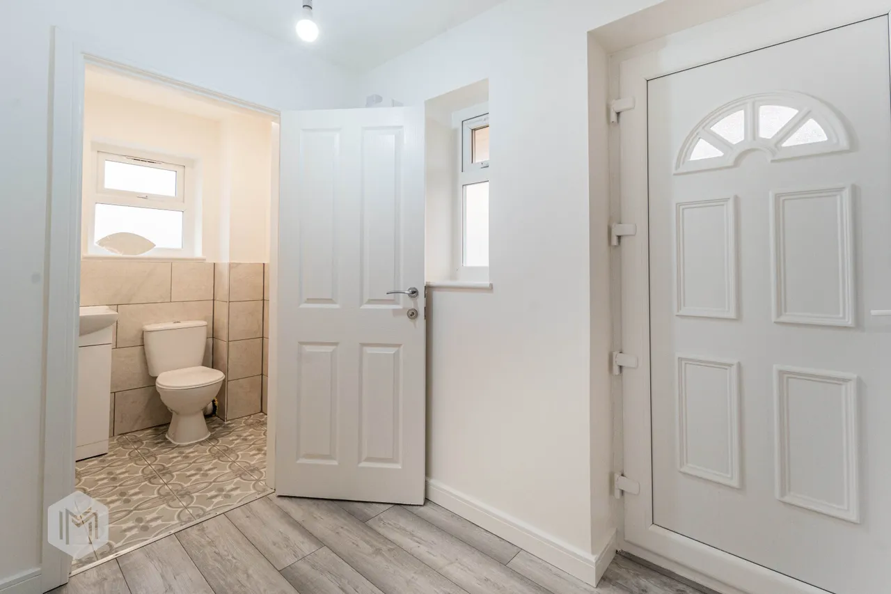 40a Forton Avenue, Bolton, BL2 6JF, photo 9