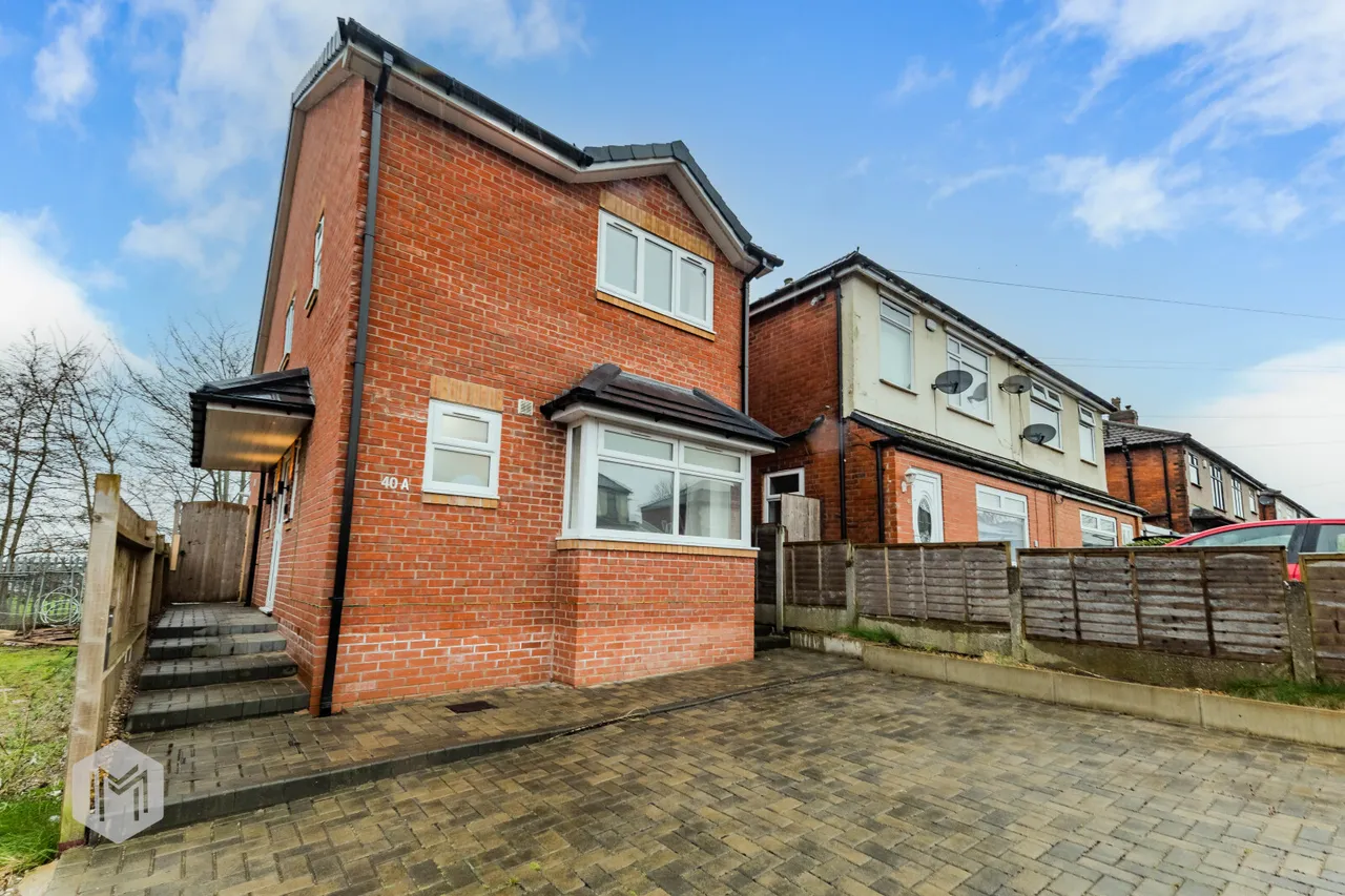 3 bed house for sale — 40a Forton Avenue, Bolton, BL2 6JF