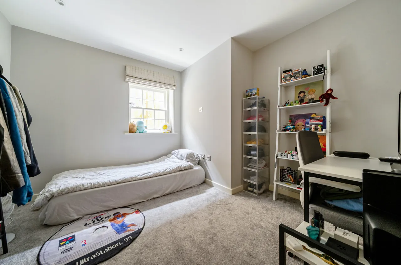 Nightingale Road, Guildford, GU1, photo 12