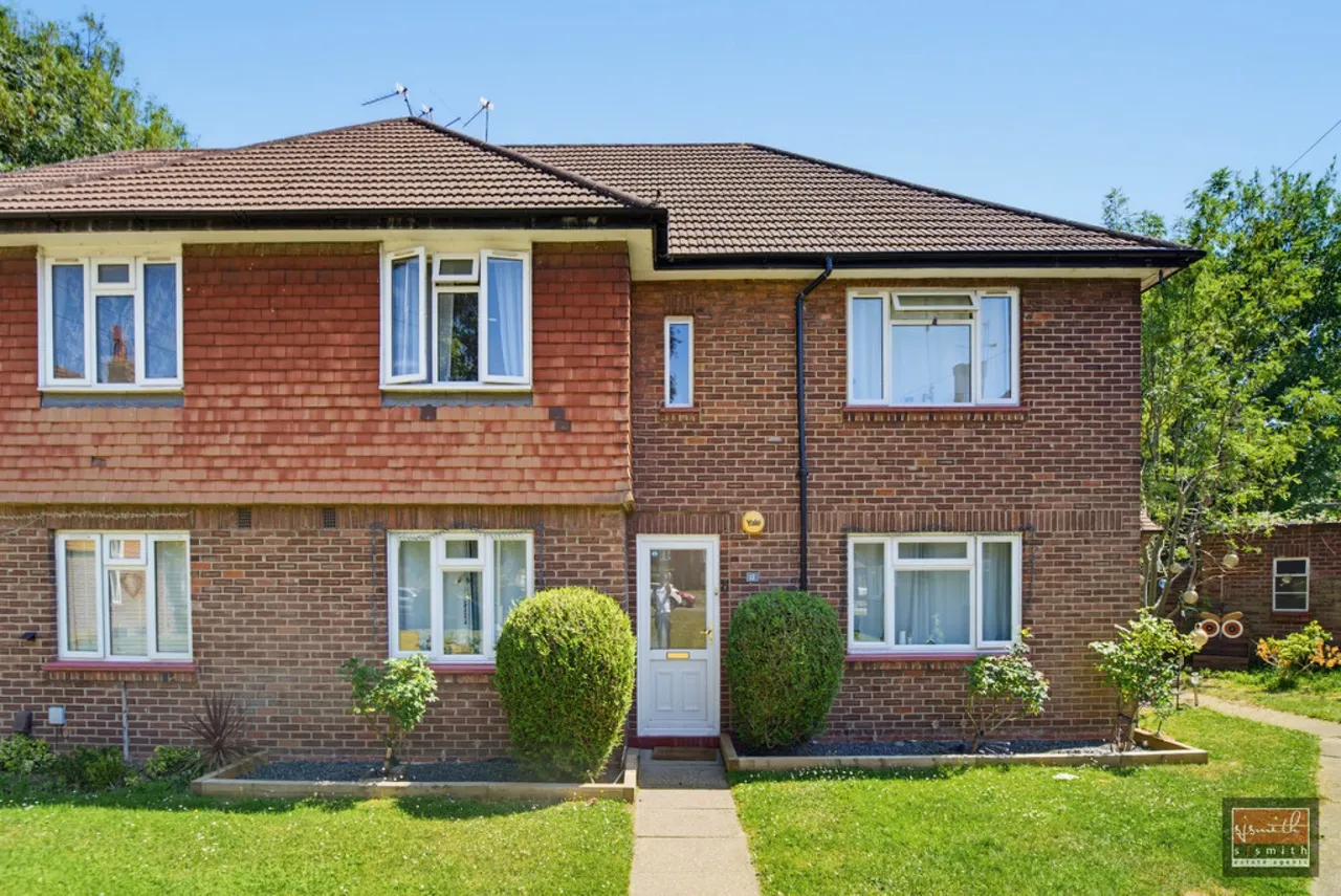 Philip Road, Staines-upon-Thames, TW18, photo 13