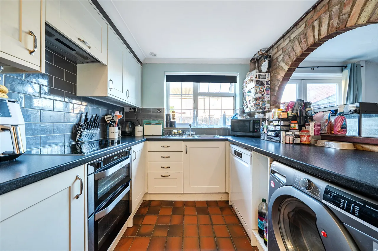 Iron Mill Lane, Crayford, DA1, photo 12