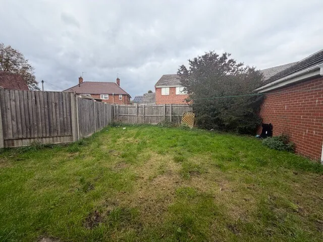 York Crescent, B70, photo 13