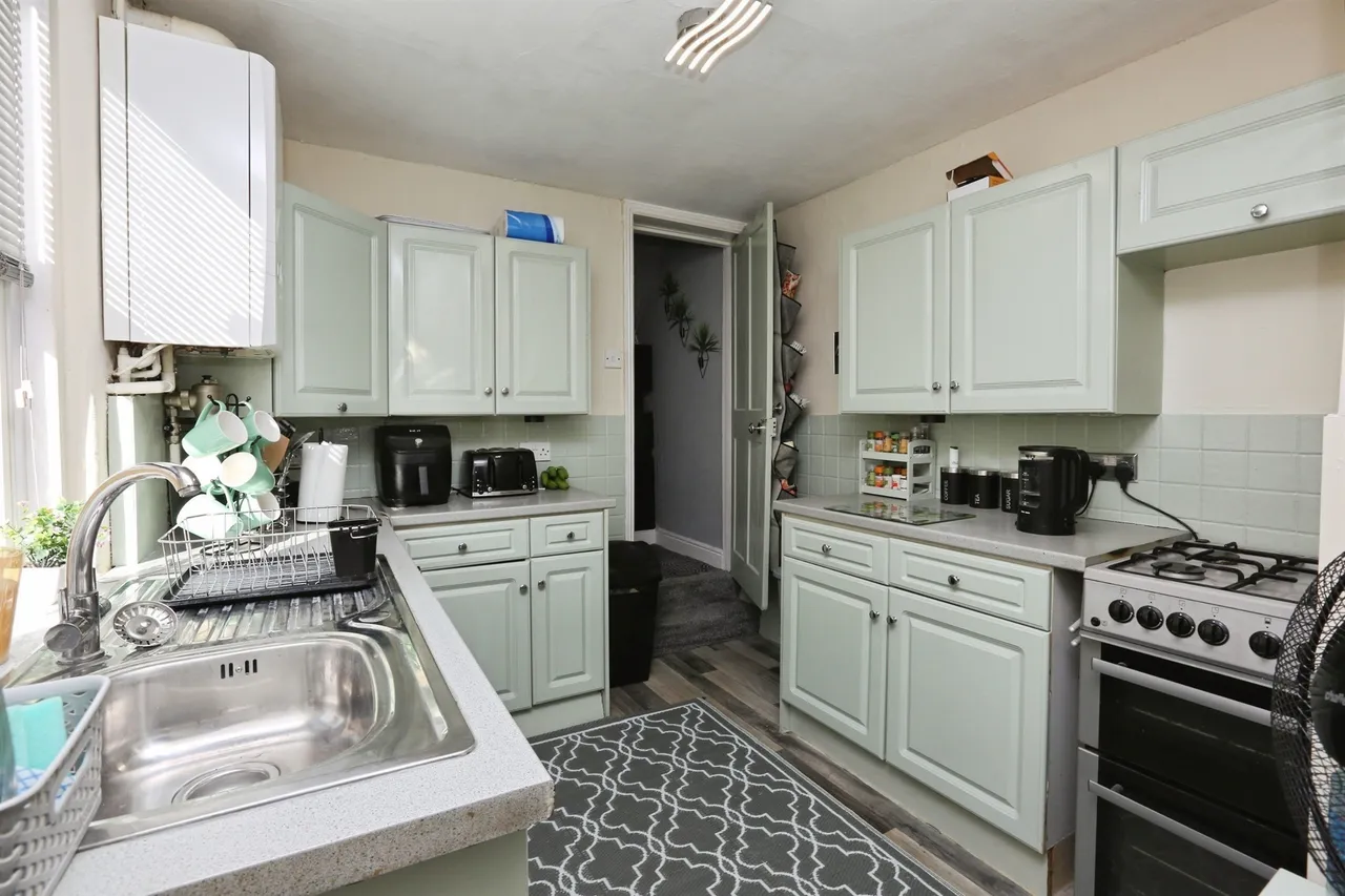 Richmond Road, Gosport, PO12, photo 6