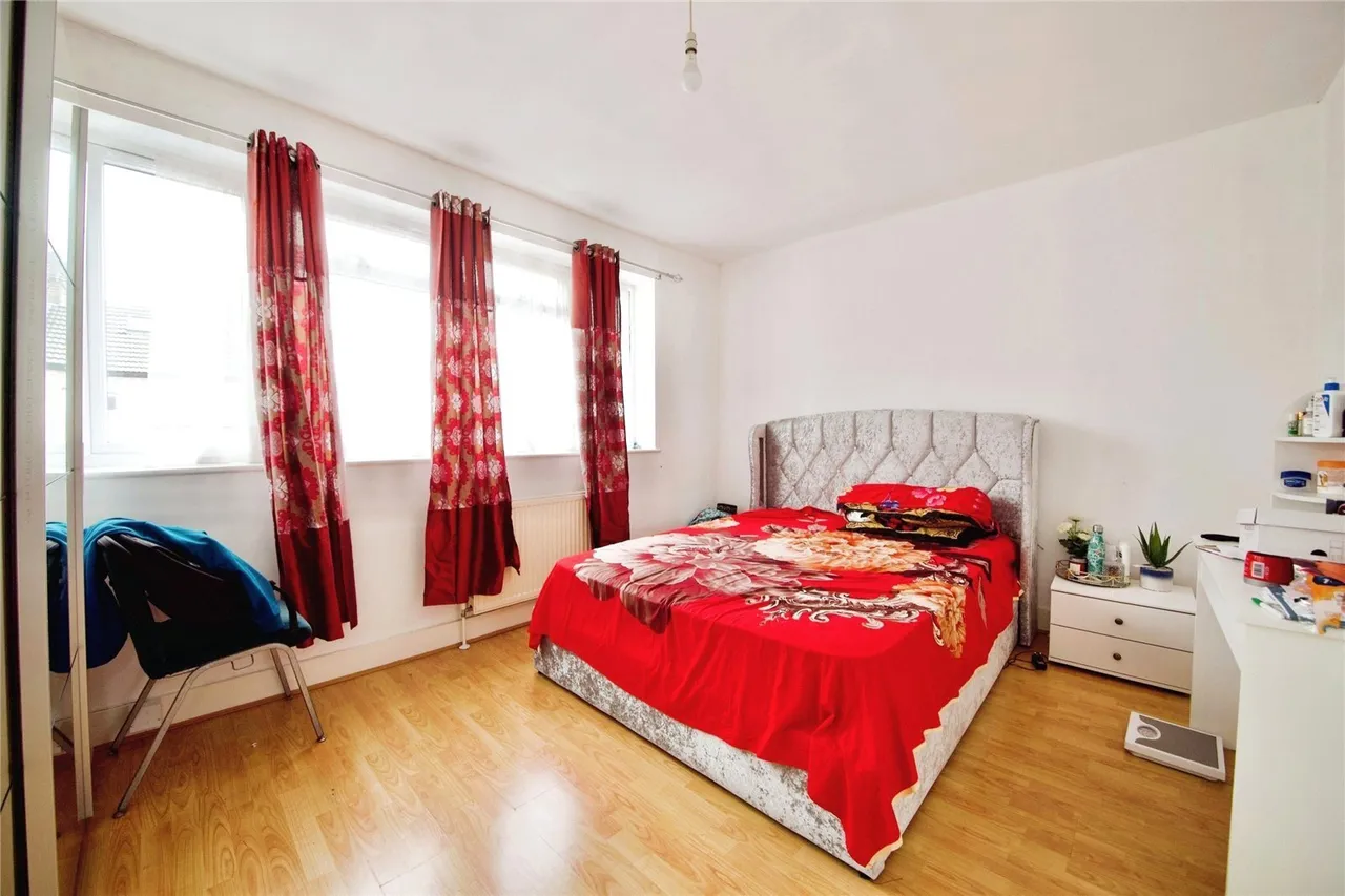 Abbots Road, East Ham, London, E6, photo 3
