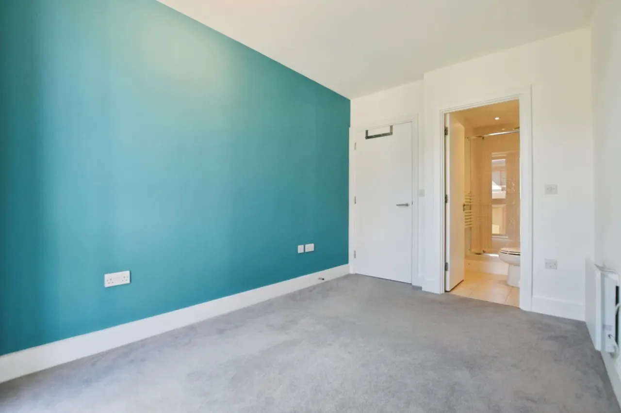 Charles House, Guildford Street, Cher..., photo 7
