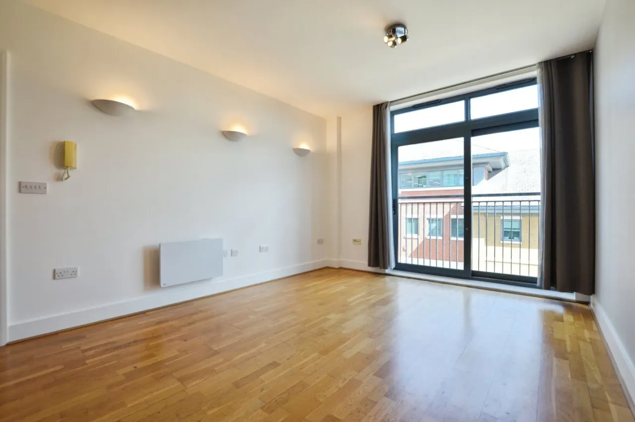 Charles House, Guildford Street, Cher..., photo 3