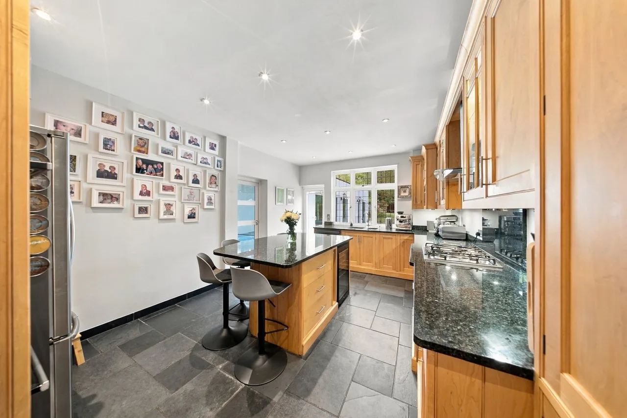 Wickham Way, Beckenham, BR3, photo 6