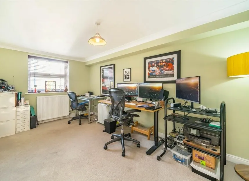 Massingberd Way, Tooting Bec, SW17, photo 10