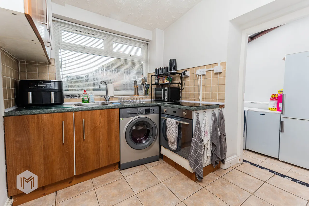 Bradshaw Brow, Bolton, BL2 3DD, photo 5