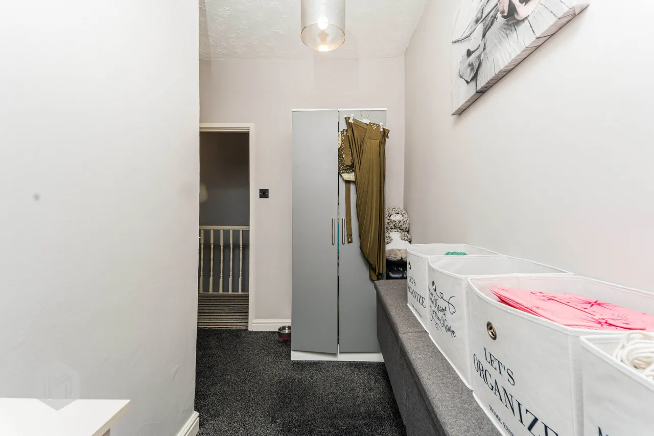 Bradshaw Brow, Bolton, BL2 3DD, photo 16