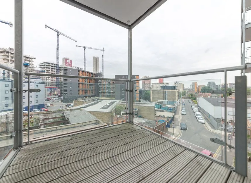Jupiter House, Canning Town, E16, photo 9