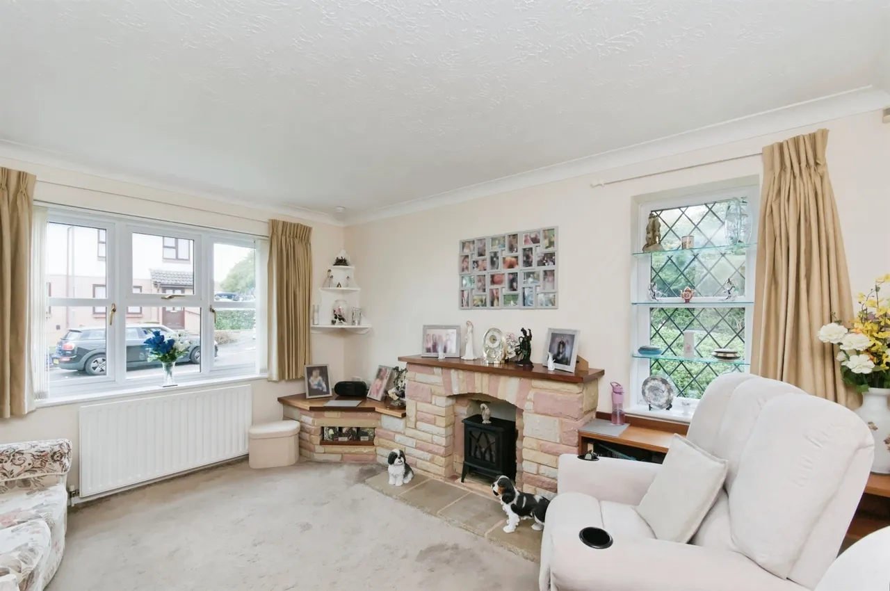 School Place, Bexhill-On-Sea, TN40, photo 7