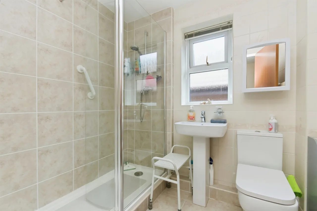 School Place, Bexhill-On-Sea, TN40, photo 12