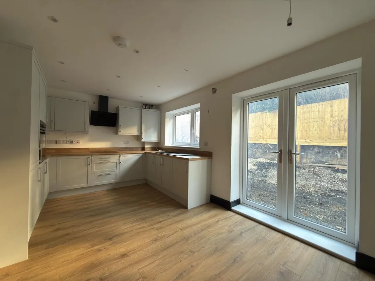 Fields End Road, Goldthorpe, S63, photo 2