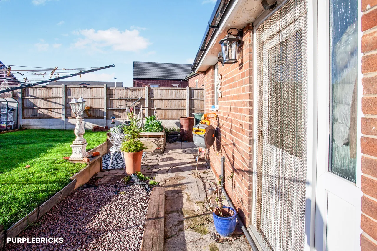 St. Michaels Avenue, Barnsley, S71, photo 6