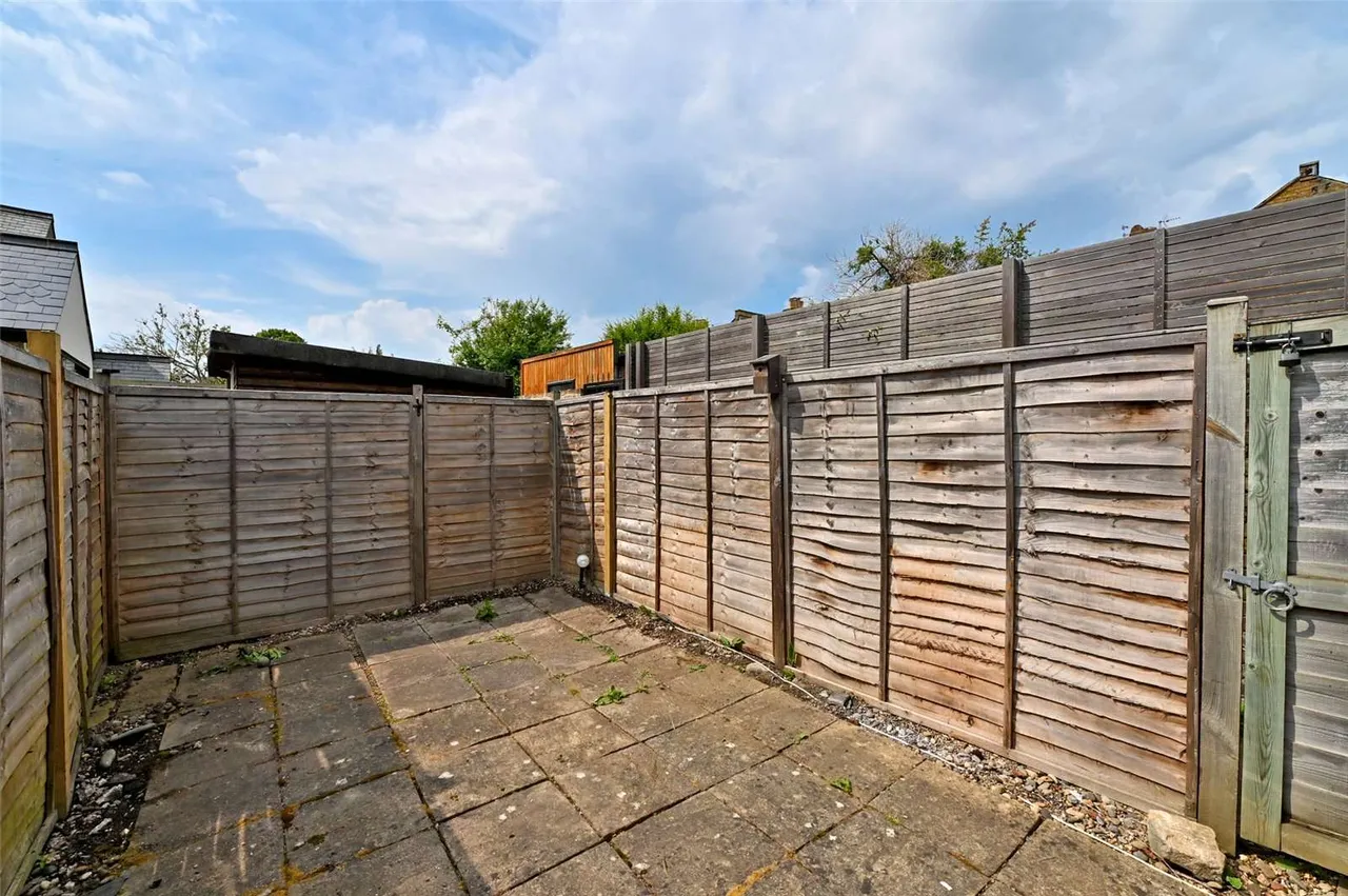 Helena Road, Windsor, Berkshire, SL4 1JN, photo 4