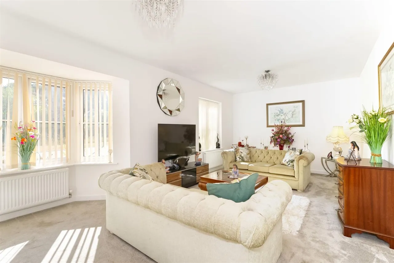 Caffyn Place, Horsham, West Sussex RH12 3XH, photo 7