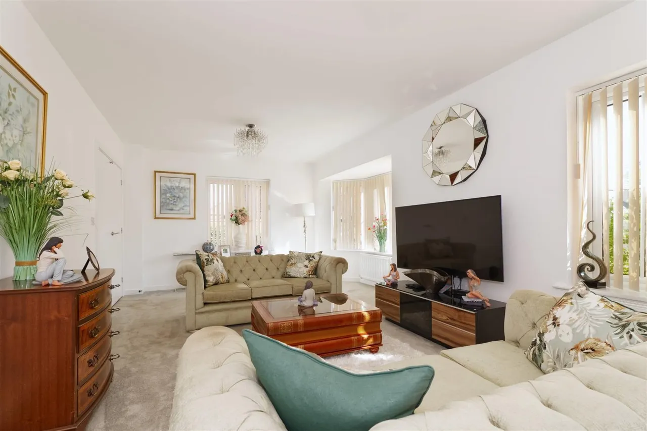 Caffyn Place, Horsham, West Sussex RH12 3XH, photo 9