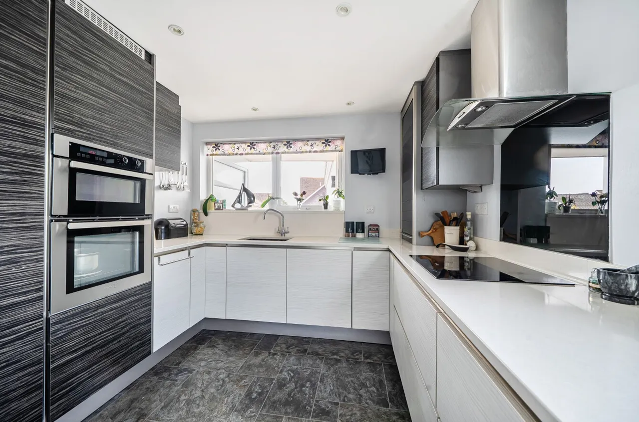 Shorecroft, Aldwick, PO21, photo 10