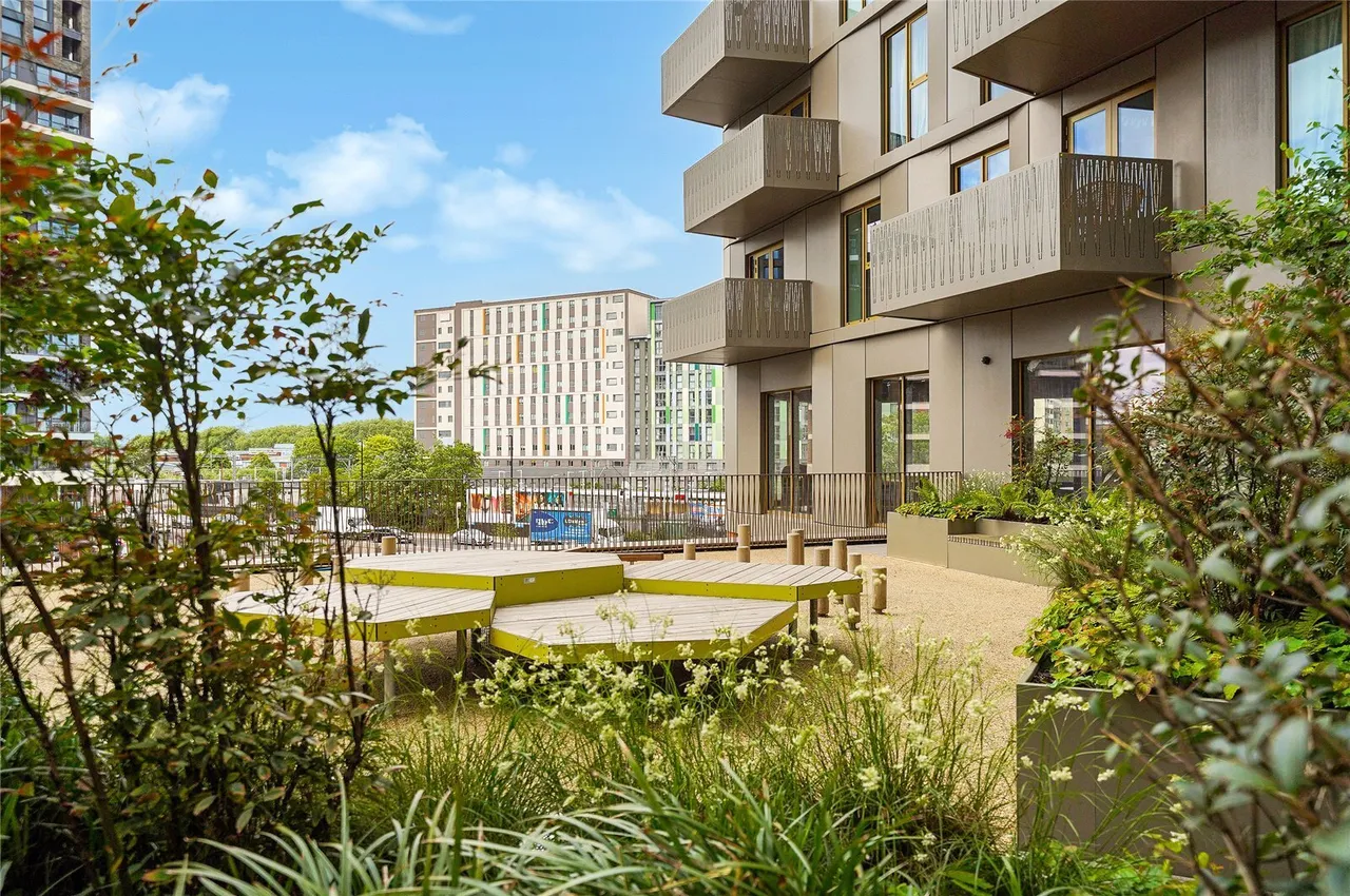 Ashley Road, Tottenham Hale, N17, photo 11