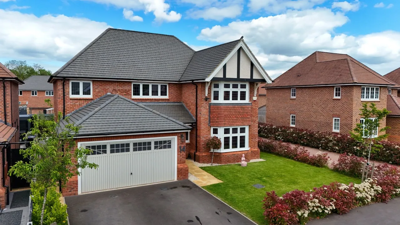 Alfred Nock Drive, Priorslee, Telford TF2 9YA, photo 44