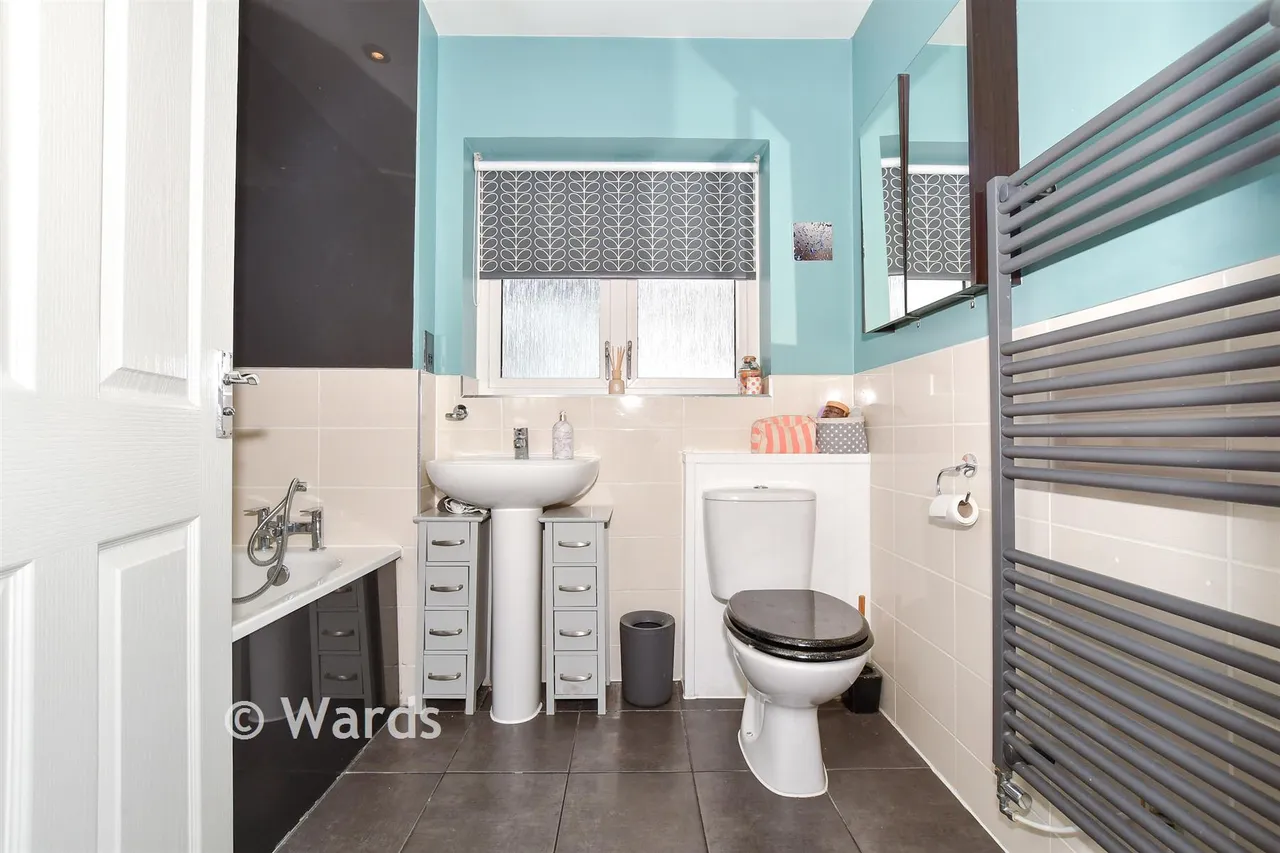 Hawley Drive, Leybourne, ME19, photo 14