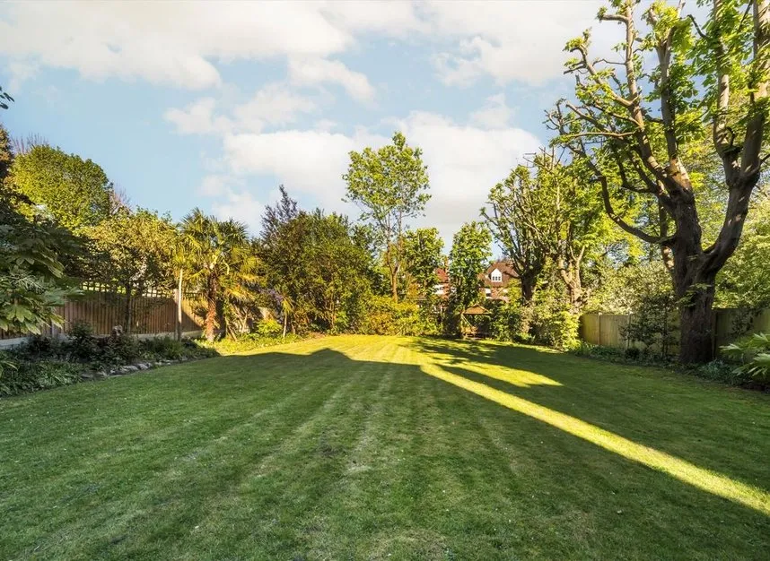 Fitzjohns Avenue, Hampstead, NW3, photo 8