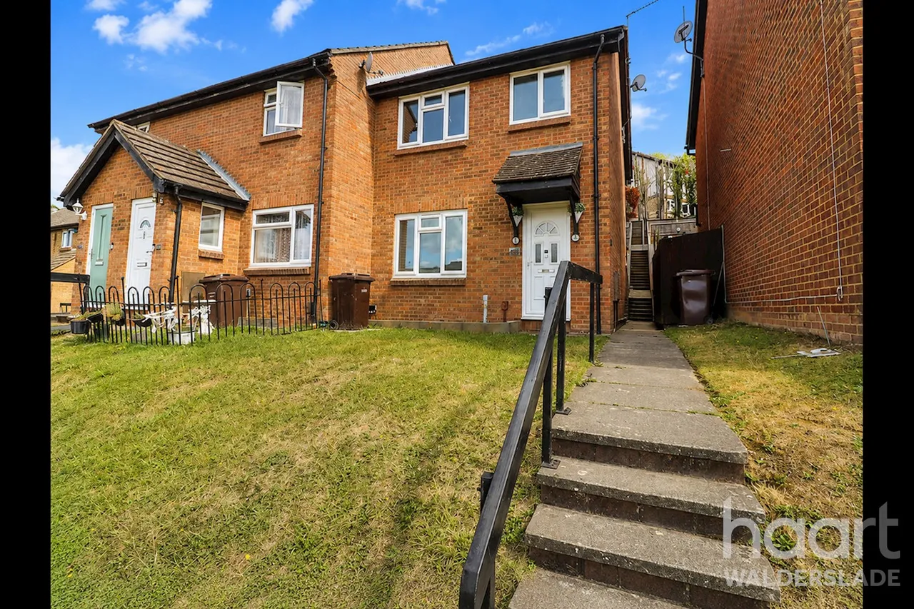 3 bed house for sale, Bilsington Close, Chatham, ME5
