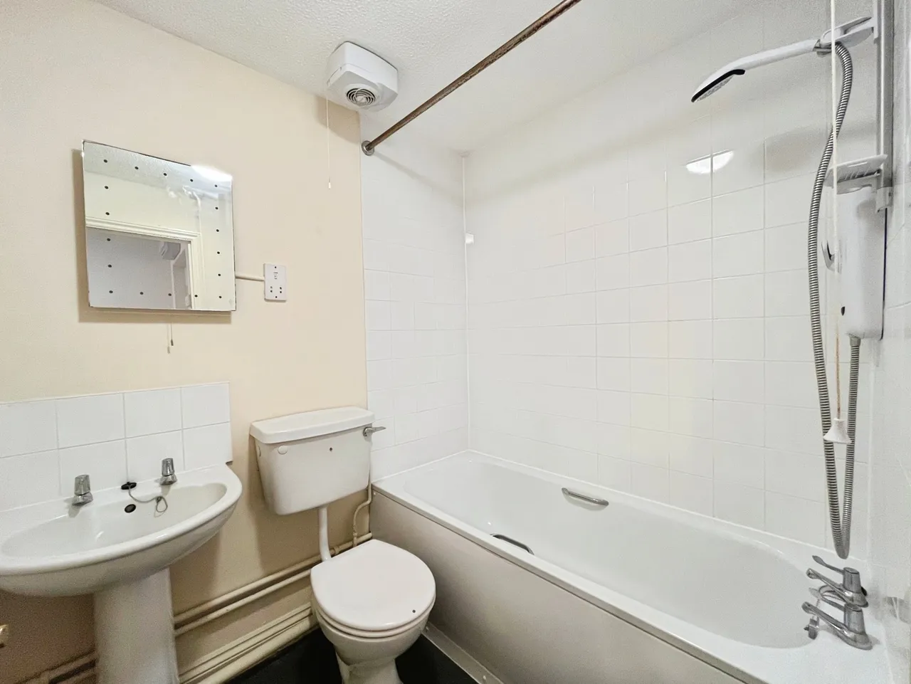 Gould Close, Newbury, Berkshire, RG14 5QN, photo 6