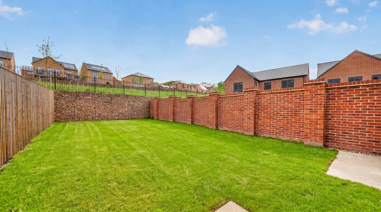 Blackthorn Lane, Leeds, LS16, photo 18