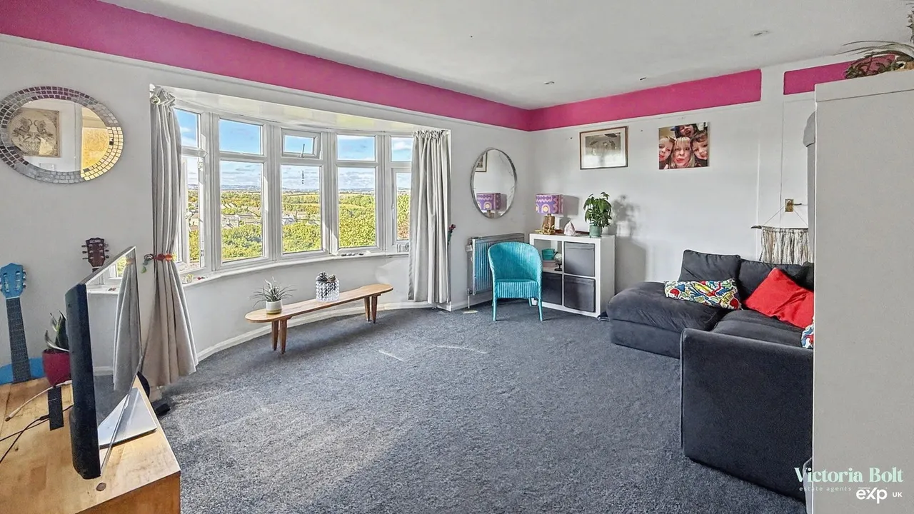 St. Annes Road, Saltash, photo 3
