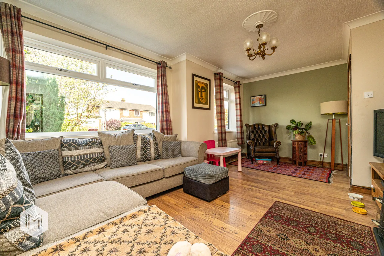 Astley Road, Bolton, BL2 4BR, photo 2