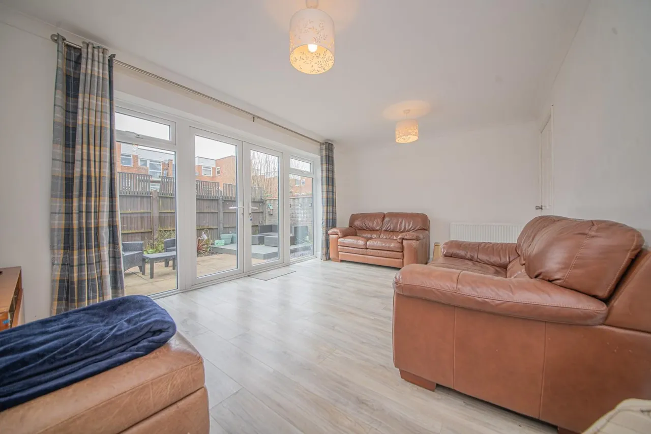 Otter Close, Bishopstoke, Eastleigh, SO50 8NF, photo 6