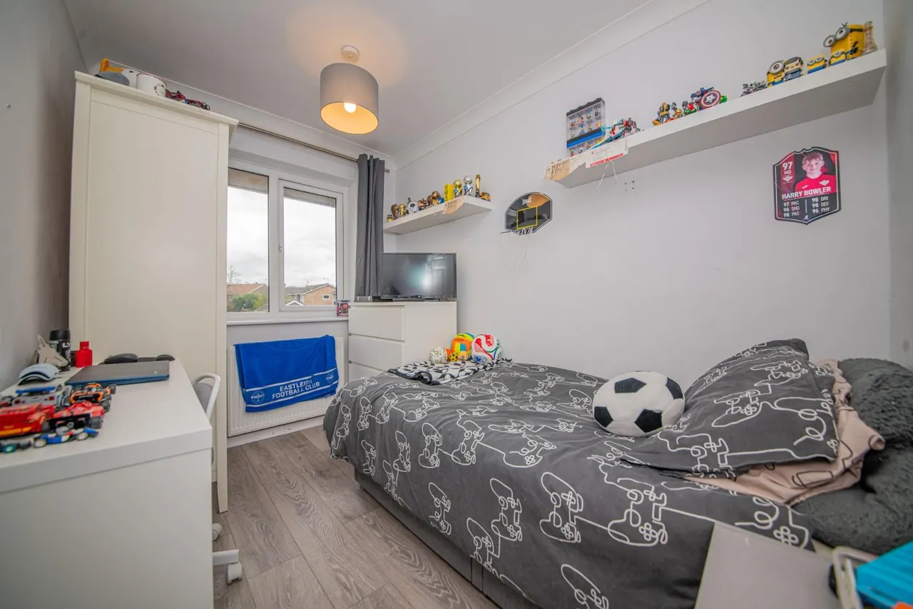 Otter Close, Bishopstoke, Eastleigh, SO50 8NF, photo 10